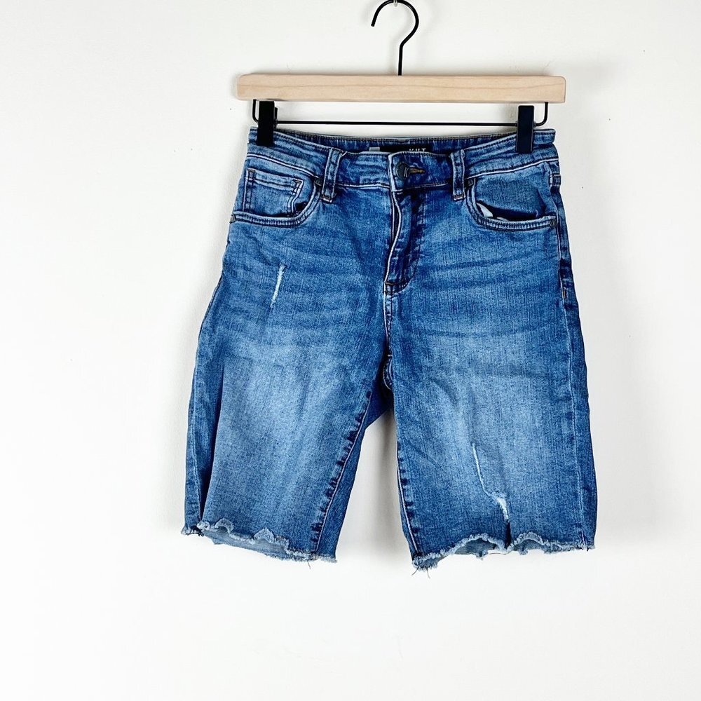 Kut from the Kloth Women's Medium Blue Distressed Jean Shorts